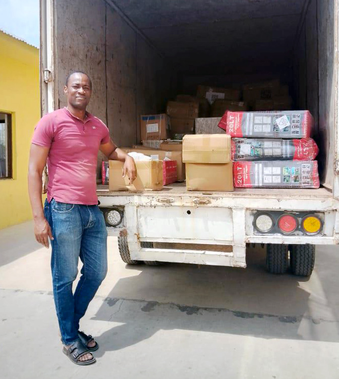 Entrega internacional concluída para cliente em Angola