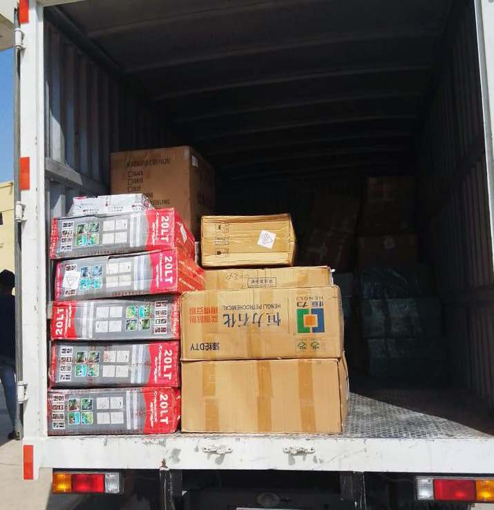 Mercadoria importada da China recebida por cliente em Angola