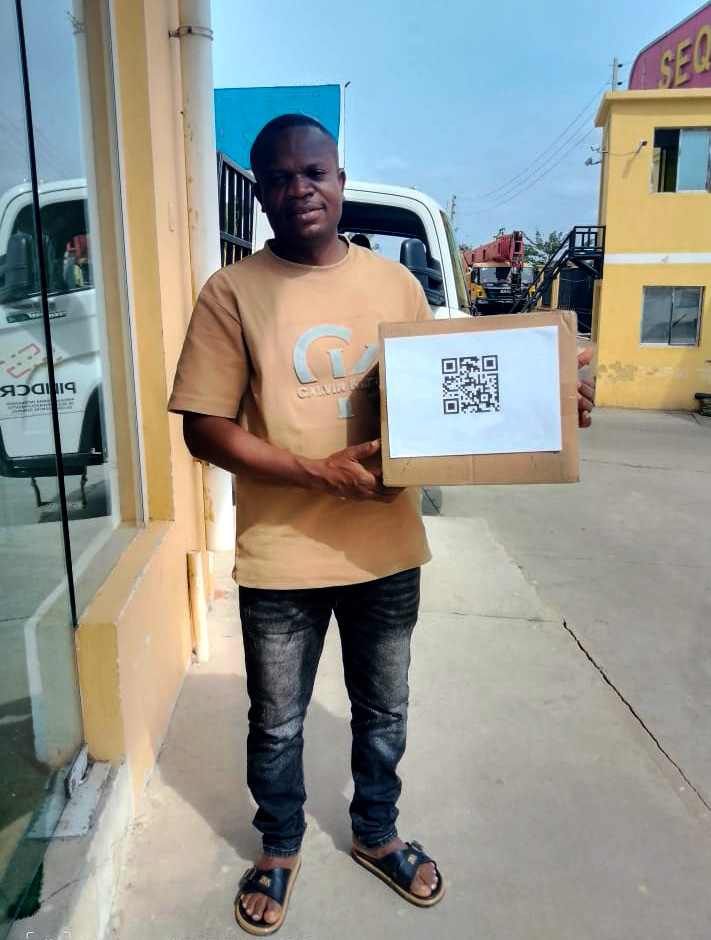 Envio internacional entregue ao cliente em Angola